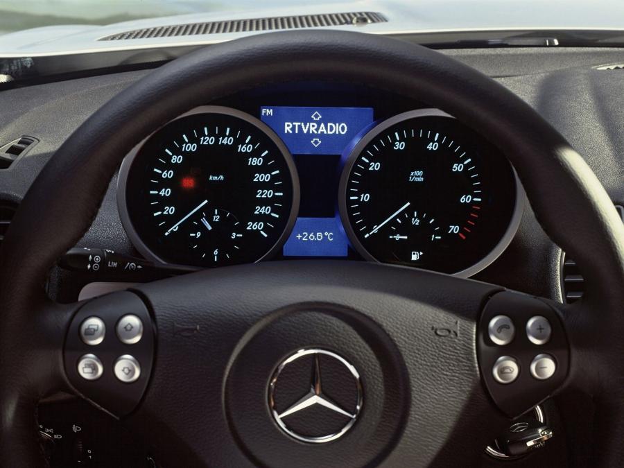  Mercedes-Benz SLK350 2005 года  (фото 33 из 103)